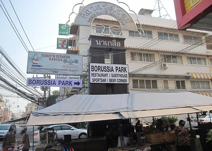 Borussia Park Guesthouse & Restaurant Pattaya